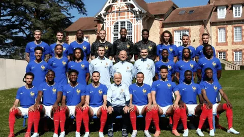 “11月12日19：45热血对决！全运U20男足巅峰争霸：粤鄂强队激战，荣耀之巅谁主沉浮？”